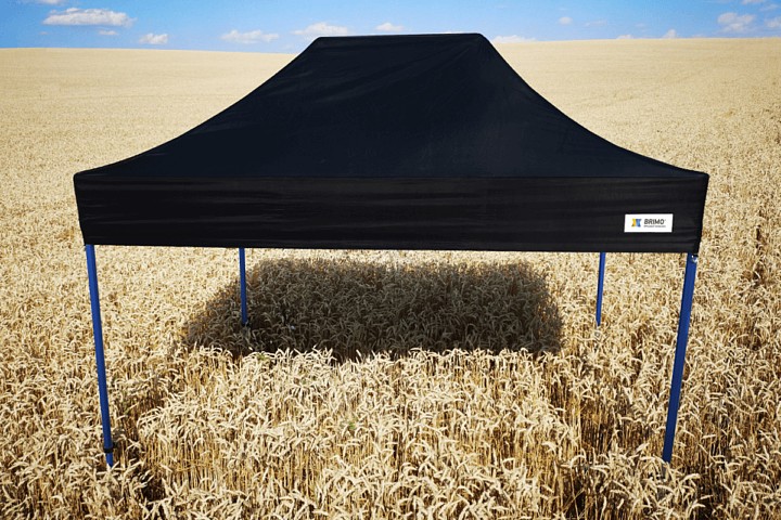 tirdzniecības stends bazos 3x4,5m