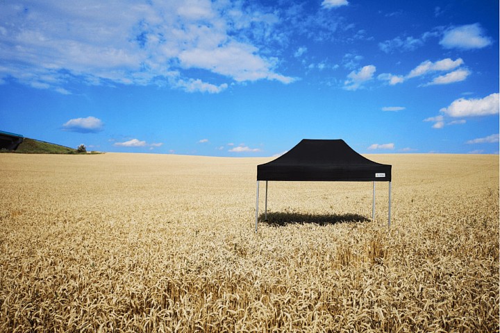 mobilās tirdzniecības stendi 3x6