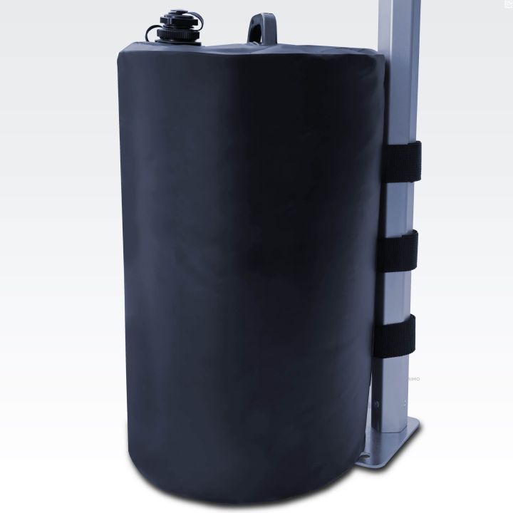 Ūdens svars, kas uzstādīts uz kājas, ātri saliekamā telts sānu skatījumā